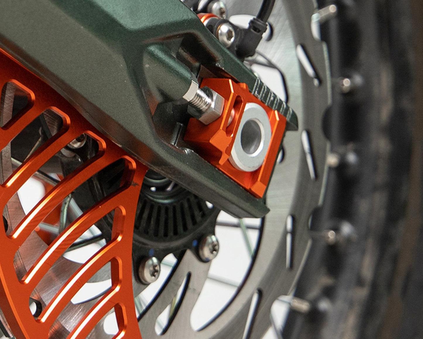 SurRonshop Axle Blocks