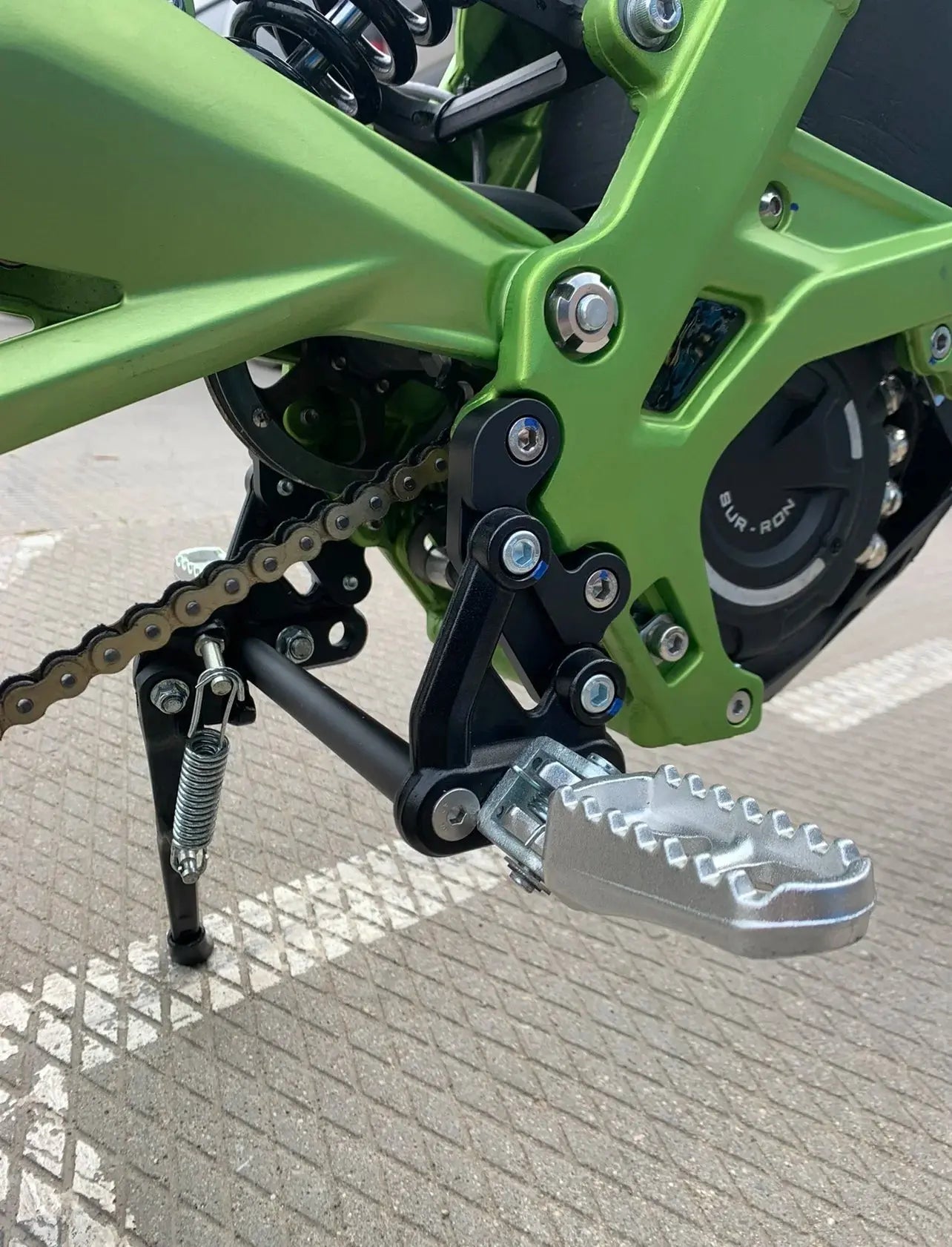 SurRonshop Peg Lowering Kit