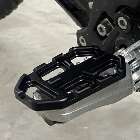 SurRonShop Wider Peg Pads