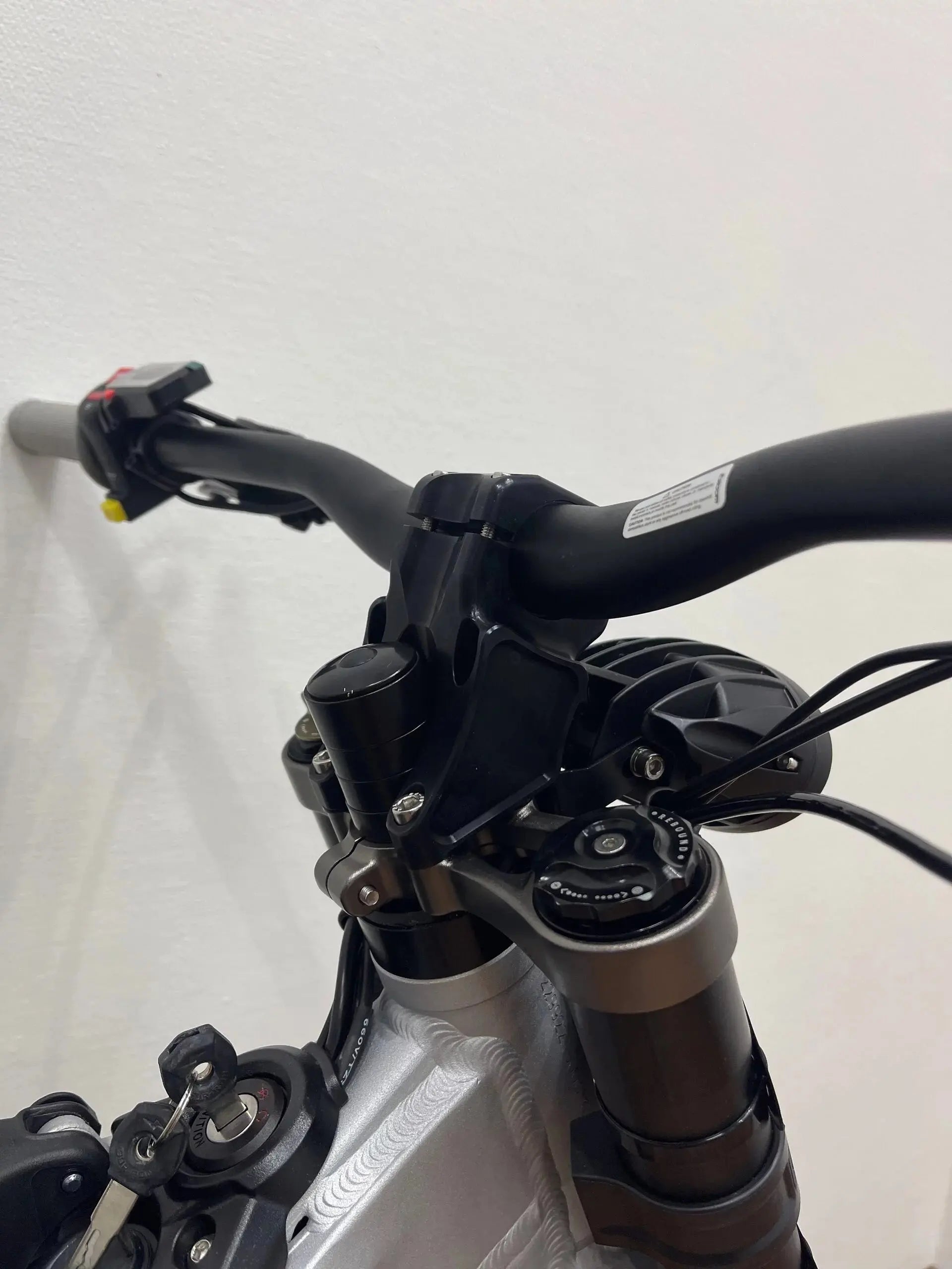 Handlebar Direct Mount & Riser – SurRonshop